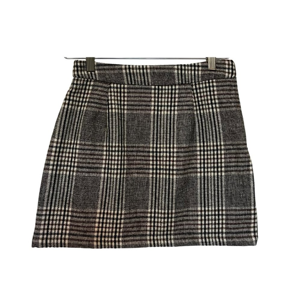 Plaid Mini Skirt Size XS black white  gray and tan color